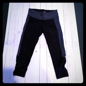 Athleta Crop leggings